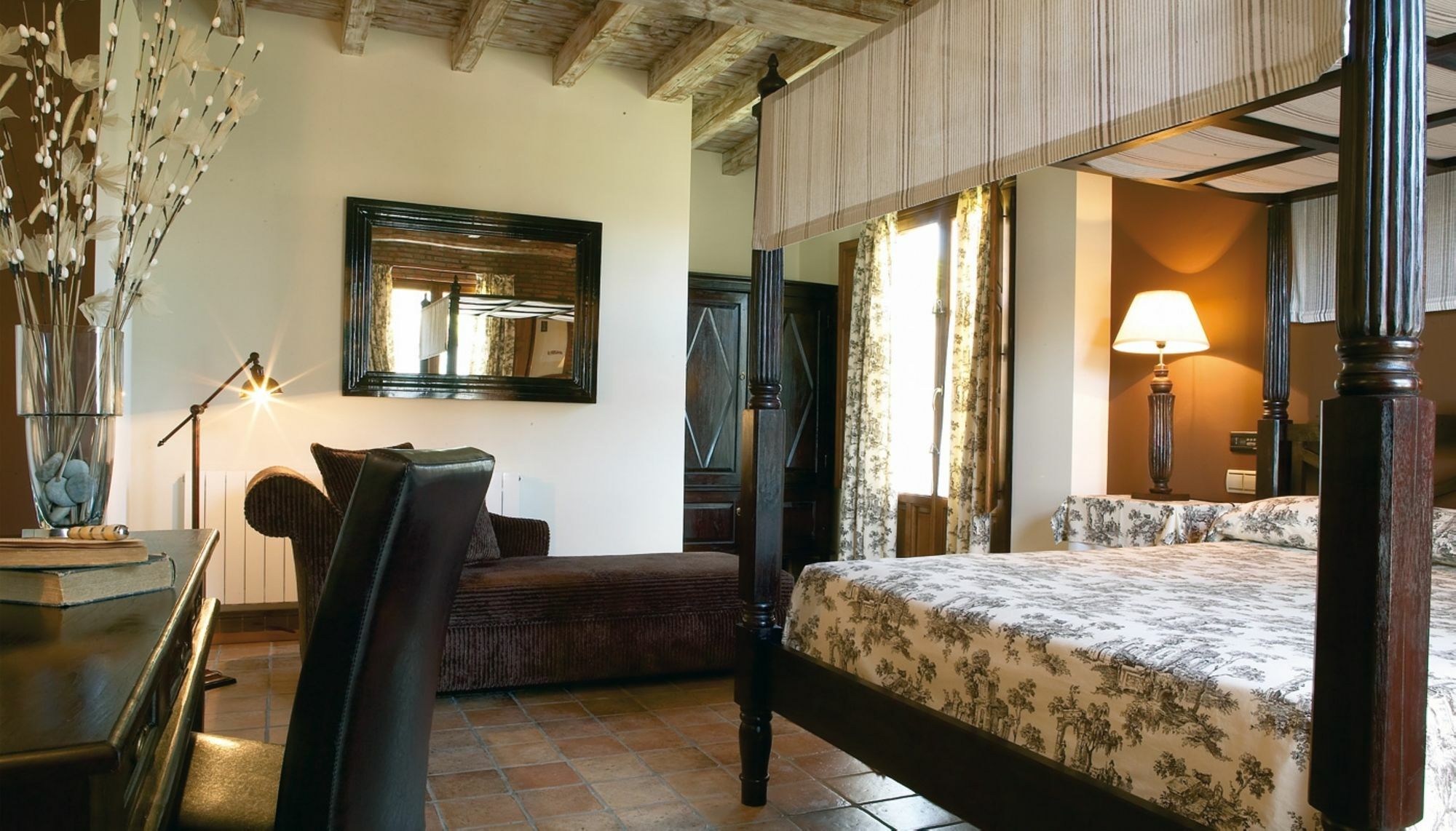 Hotel Posada La Robleda (Adults Only) Арнуеро Екстериор снимка